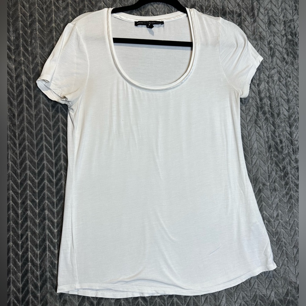 White House Black Market White Tshirt